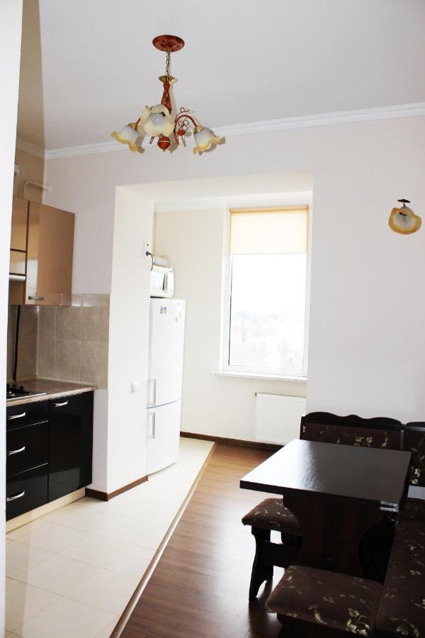 Центр Міста Однокімнатна Новобудова Apartment Lutsk Exterior photo